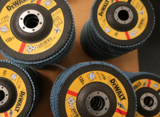 Лепестковые диски