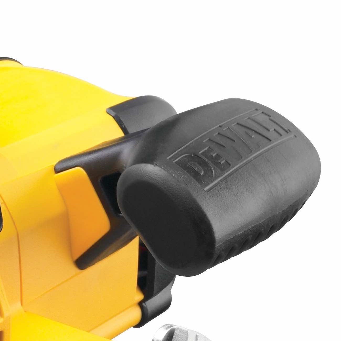 Дисковая пила DEWALT DWE576K, 1600 Вт, 190 мм, 5200 об/мин, в кейсе (DWE576K-QS)