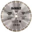 Алмазный круг сегментный универсальный DEWALT DT40212, 300 x 25.4, (кольцо 20 мм, в комплекте)
