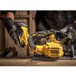 Аккумуляторная дисковая пила DEWALT DCS565P1T, 18 В, 165 мм, 4950 об/мин, с АКБ 5 Ач и ЗУ, в кейсе TSTAK (DCS565P1NT-XJ)