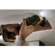 Аккумуляторный реноватор DEWALT DCS355N, 18 В, 20000 кол/мин, без АКБ и ЗУ (DCS355N-XJ)