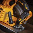 Аккумуляторная дисковая пила DEWALT DCS573H2T, 18/54 В, 190 мм, 5500 об/мин, с 2 АКБ 5 Ач и ЗУ, в кейсе TSTAK (DCS573H2T-QW)