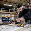 Аккумуляторная плоскошлифовальная машина DEWALT DCW200P2, 18 В, 13500 кол/мин, с 2 АКБ 5 Ач и ЗУ, в кейсе TSTAK (DCW200P2-QW)