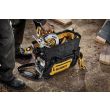 Сумка DEWALT DWST60104-1, с наплечным ремнем, 48.8 л