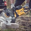 Аккумуляторная отрезная машина DEWALT DCS691X2, 54 В, 230 мм, 6600 об/мин, с 2 АКБ 3 Ач и ЗУ (DCS691X2-QW)