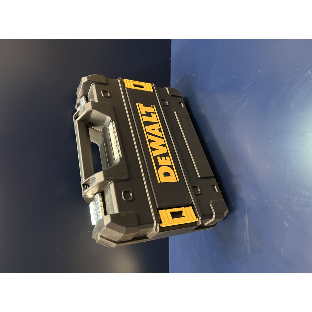 Аккумуляторный реноватор DEWALT DCS356NT, 20000 кол/мин, без АКБ и ЗУ, в кейсе TSTAK (УЦЕНЕННЫЙ ТОВАР) (DCS356NDWST1-70703/U)