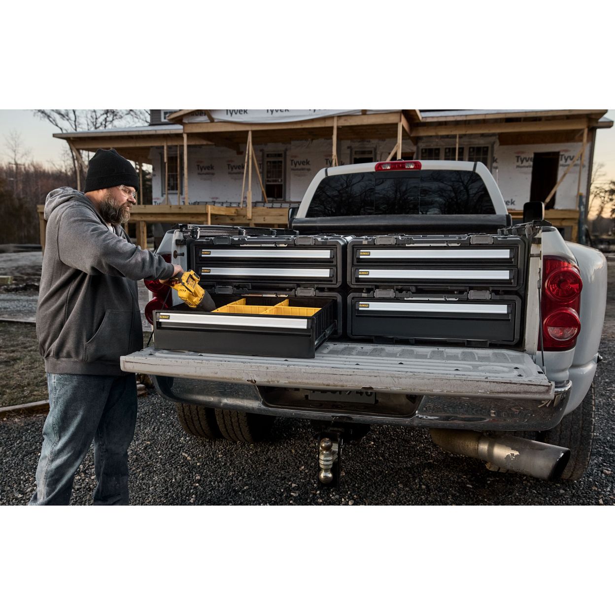 Ящик для инструмента DEWALT TOUGHSYSTEM DXL DWST08510-1, выдвижной, 1 отделение, 44 л