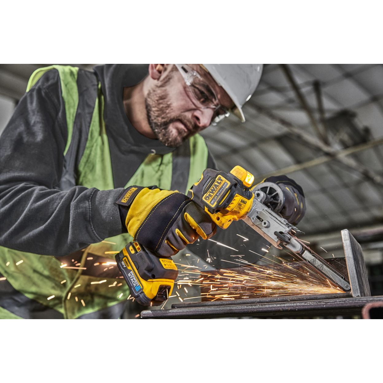 Аккумуляторный напильник DEWALT DCM200E2T, 18 В, 1707 м/мин, с 2 АКБ 1.7 Ач и ЗУ, в кейсе TSTAK (DCM200E2T-QW)