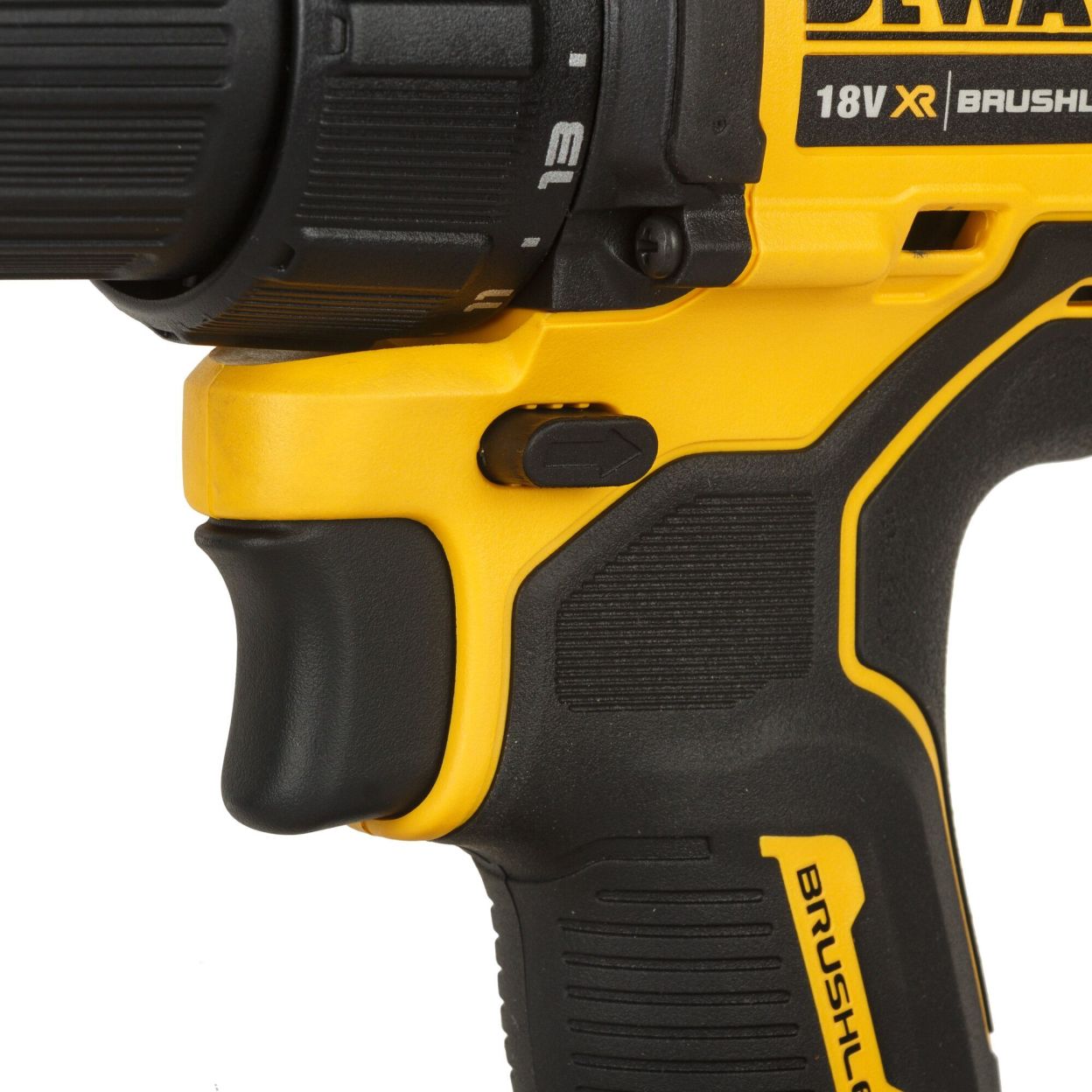 Аккумуляторная дрель-шуруповерт DEWALT DCD708S2T, 18 В, 1650 об/мин, с 2 АКБ 1.5 Ач и ЗУ, в кейсе TSTAK (DCD708S2T-QW)