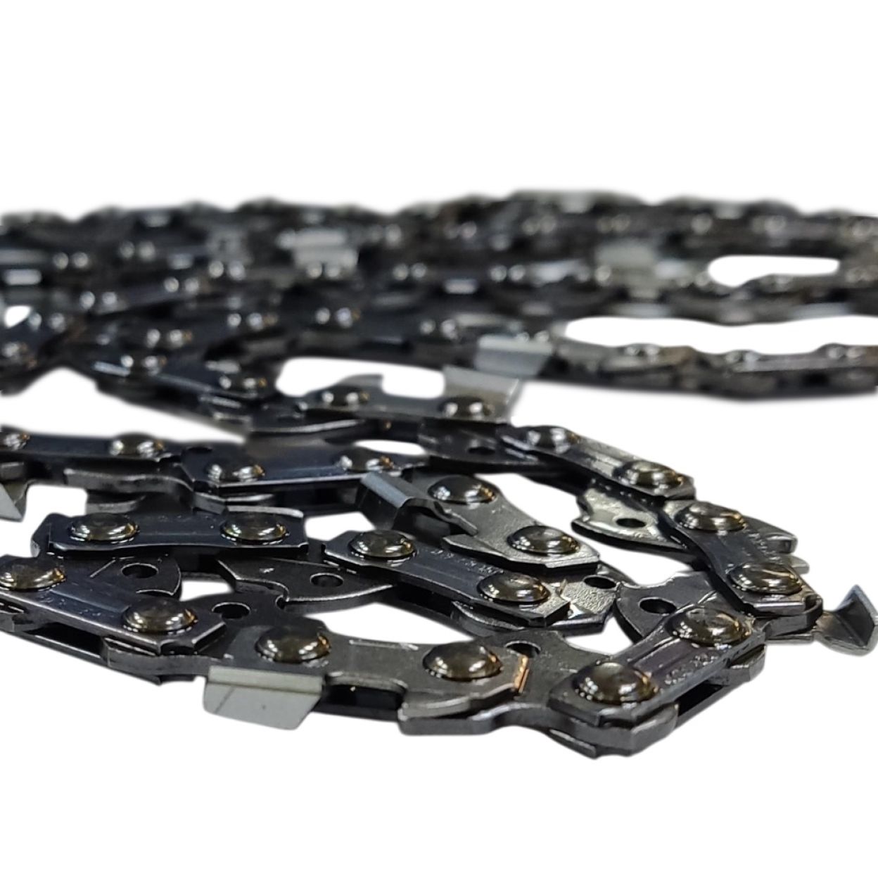 Цепь пильная DEWALT DT20663, 40 см, 3/8", 1.1 мм, 56 звеньев (DT20663-QZ)