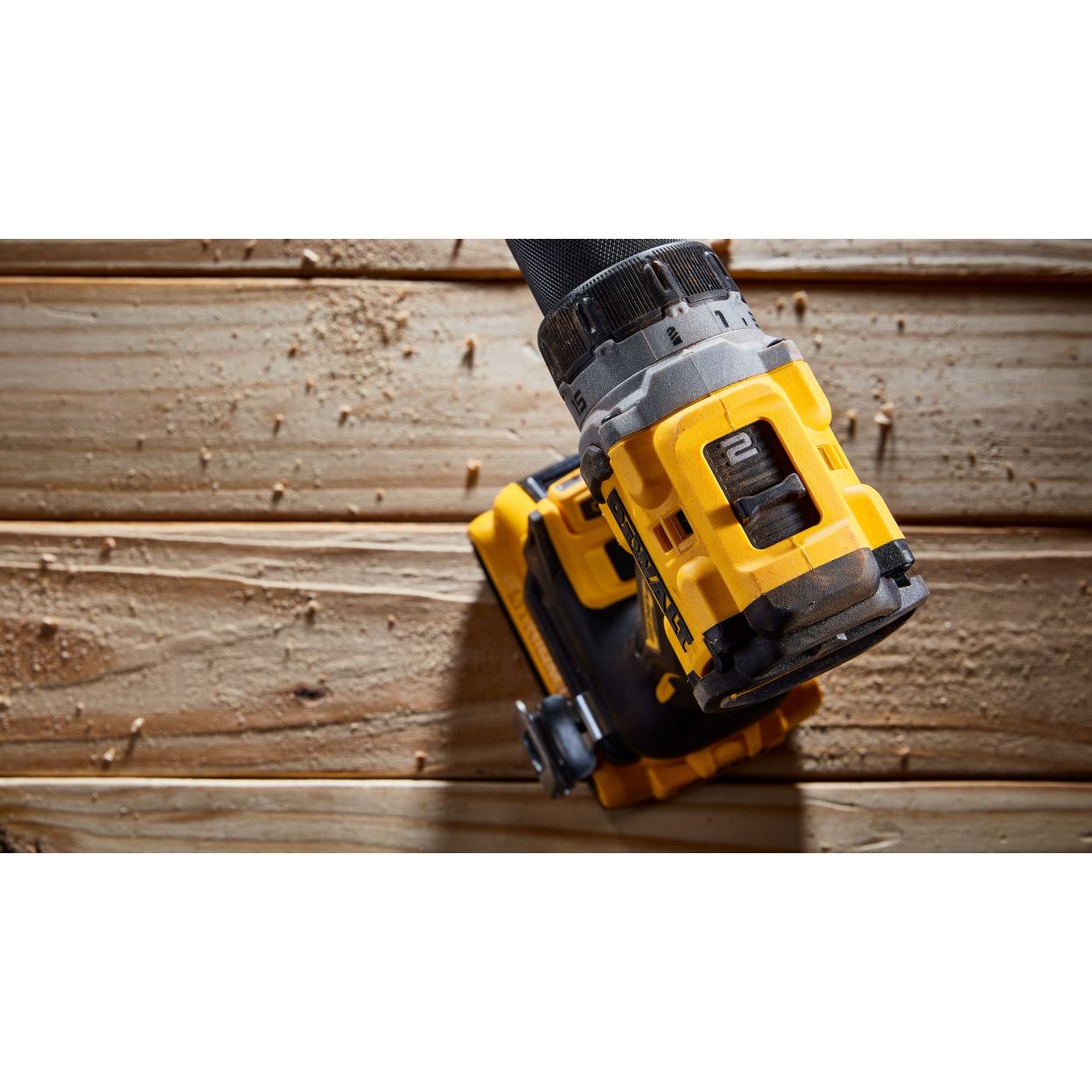 Аккумуляторная дрель-шуруповерт DEWALT DCD800B, 20 В, 2000 об/мин, без АКБ и ЗУ (DCD800B-XJ)