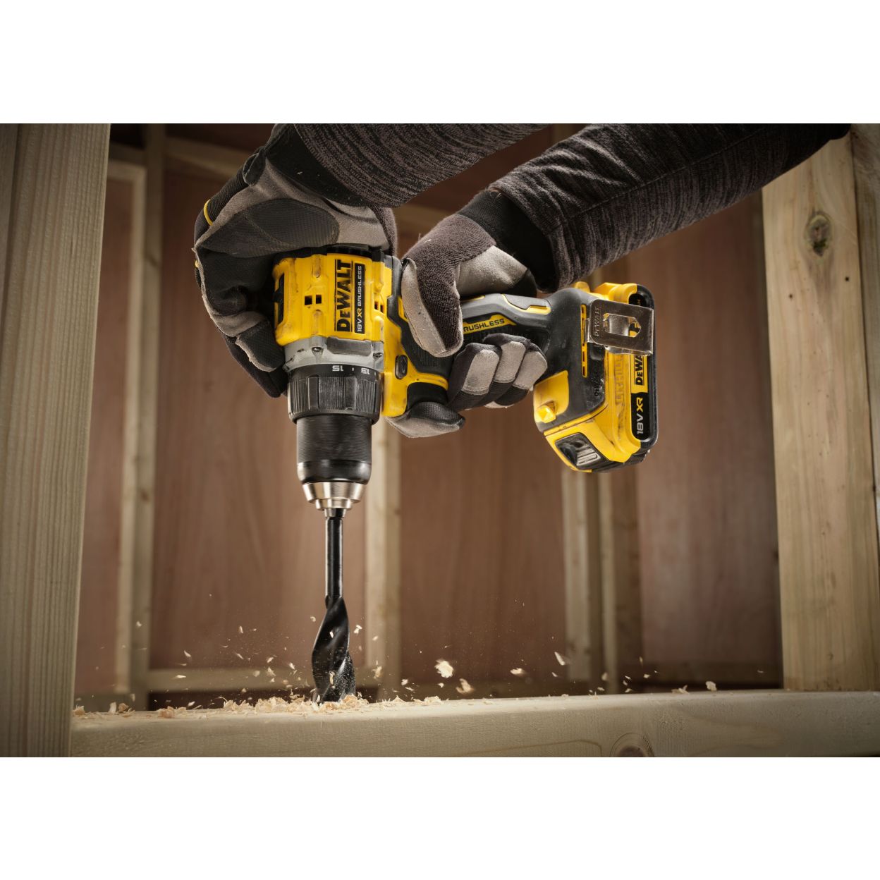 Аккумуляторная дрель-шуруповерт DEWALT DCD794NT, 18 В, 1650 об/мин, без АКБ и ЗУ, в кейсе TSTAK (DCD794NT-XJ)