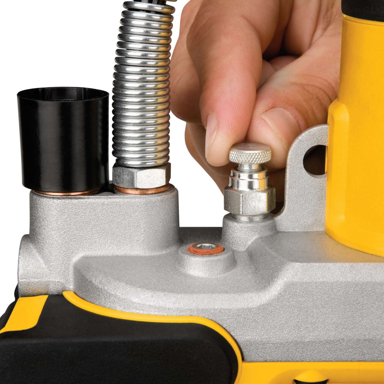 Аккумуляторный смазочный пистолет DEWALT DCGG571M1, 18 В, 690 бар, с АКБ 4 Ач и ЗУ, в кейсе