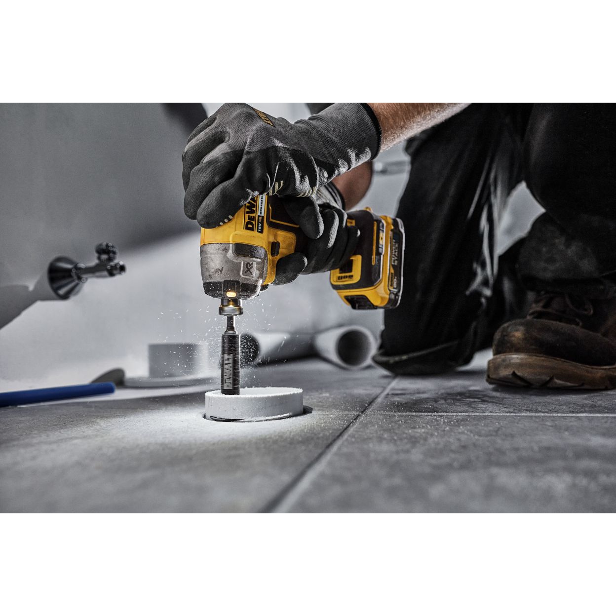 Насадка-труборез для ударного шуруповерта DEWALT DT20563, 1 шт.
