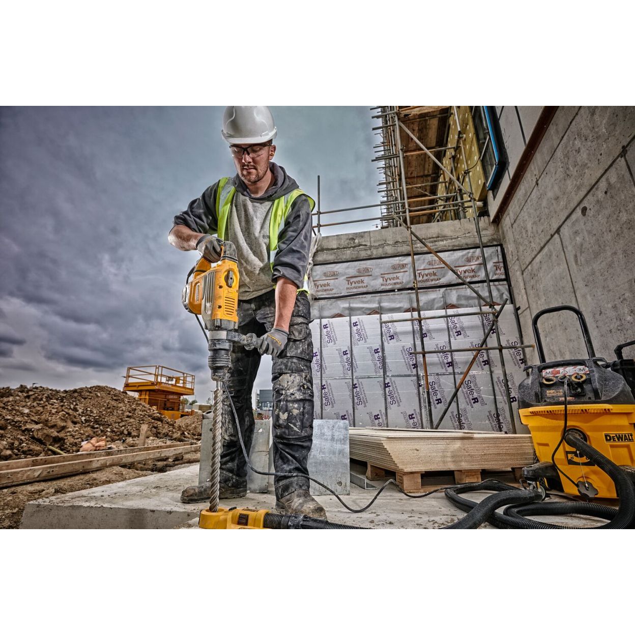 Перфоратор DEWALT D25733K, 1600 Вт, 13.3 Дж, 2705 уд/мин, в кейсе (D25733K-QS)