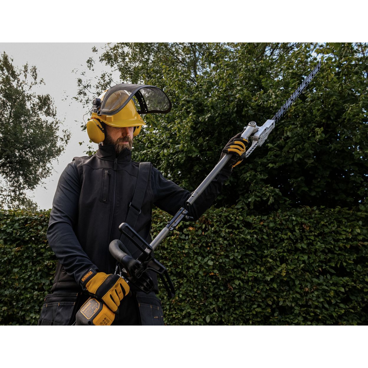 Насадка-высотный кусторез DEWALT DCMASPH6N, для привода DCMAS5713, 55 см (DCMASPH6N-XJ)