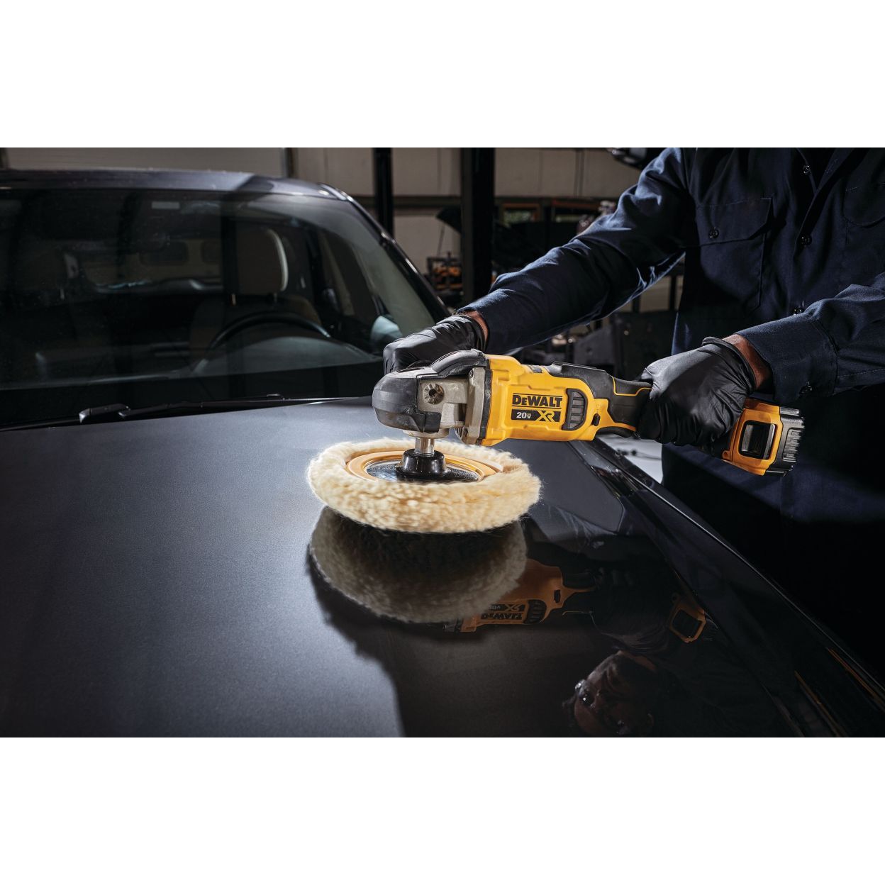 Аккумуляторная полировальная машина DEWALT DCM849P1, 18 В2200 об/мин, с АКБ 5 Ач и ЗУ (DCM849P1N-XJ)