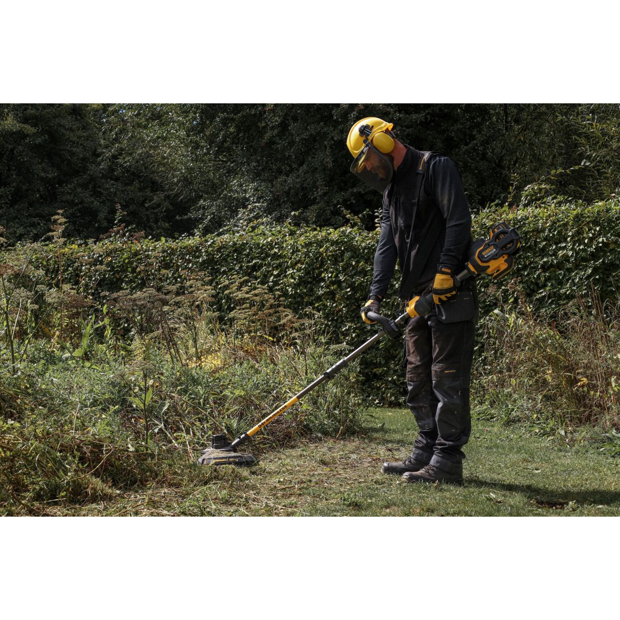 Аккумуляторный триммер DEWALT DCM5713N, 54 В, 5500 об/мин, без АКБ и ЗУ (DCM5713N-XJ)