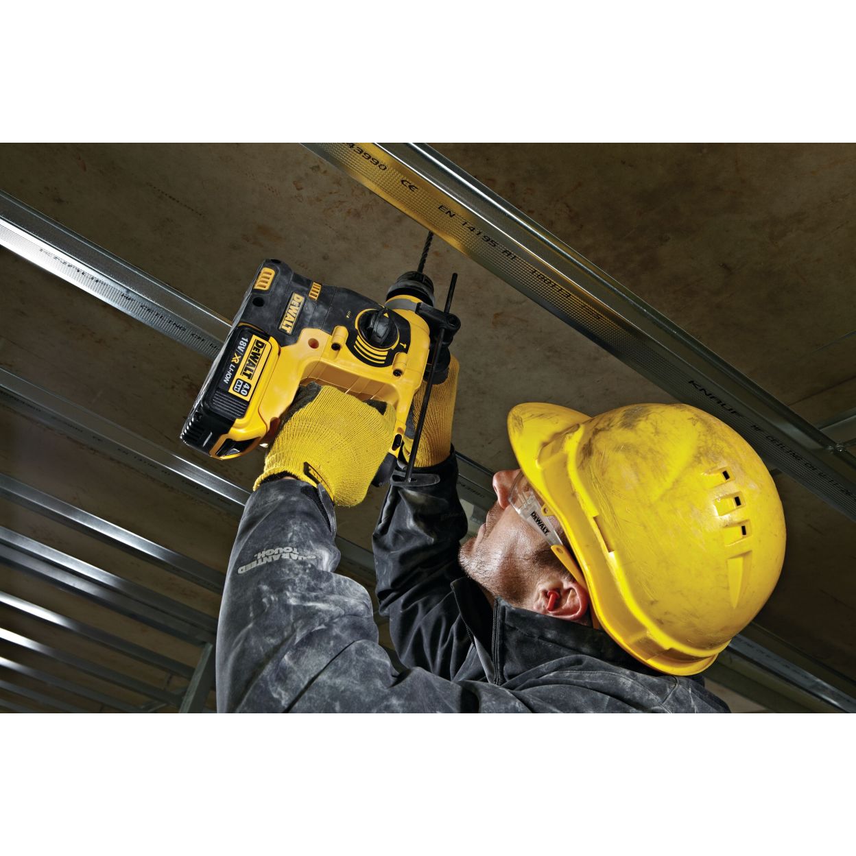 Аккумуляторный перфоратор DEWALT DCH253N, 18 В, 2.1 Дж, 4500 уд/мин, без АКБ и ЗУ (DCH253N-XJ)