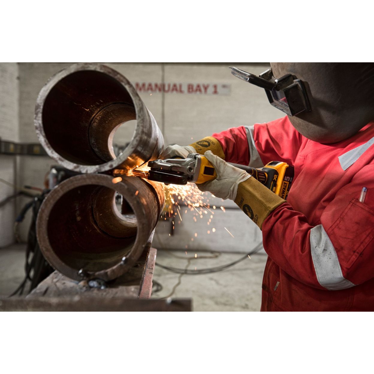 Аккумуляторная угловая шлифмашина DEWALT DCG405FN, 18 В, 125 мм, 9000 об/мин, без АКБ и ЗУ (DCG405FN-XJ)