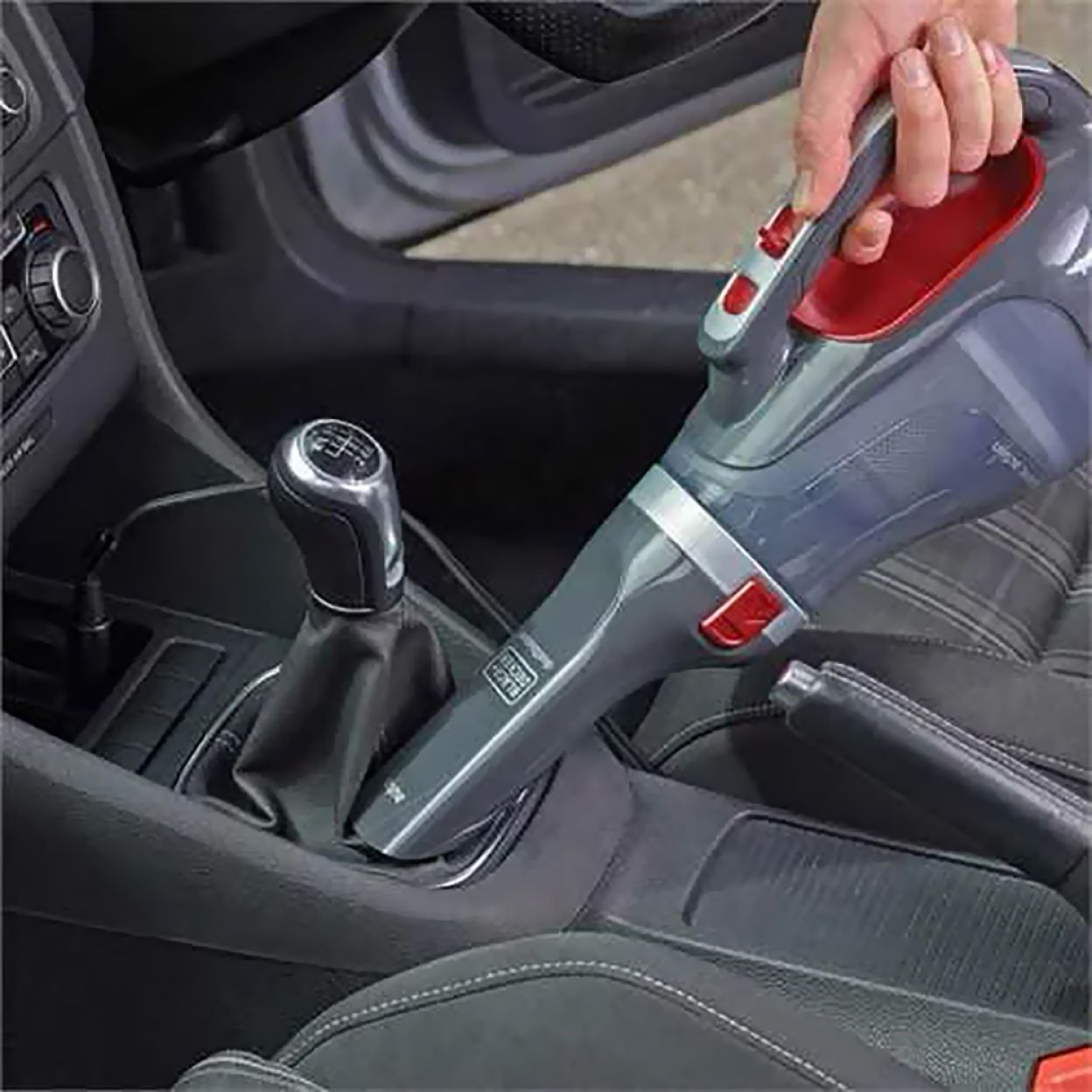Автомобильный пылесос Dustbuster с набором аксессуаров BLACK+DECKER ADV1200