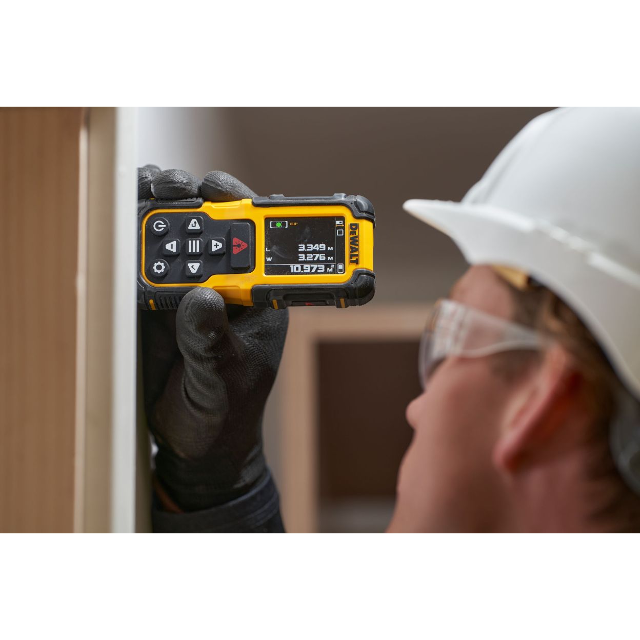 Лазерный дальномер DEWALT DWHT78200, со встроенной АКБ, 3.7 В, 60 м