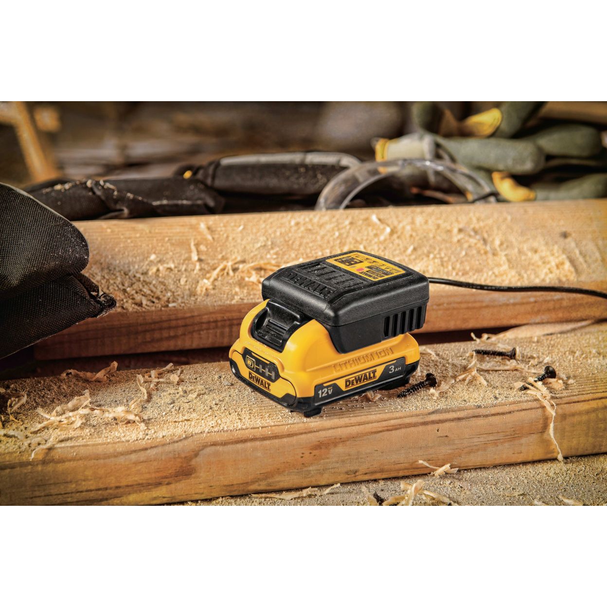 Зарядное устройство DEWALT DCB110, 10.8/12 В, 2 А (DCB110-XJ)