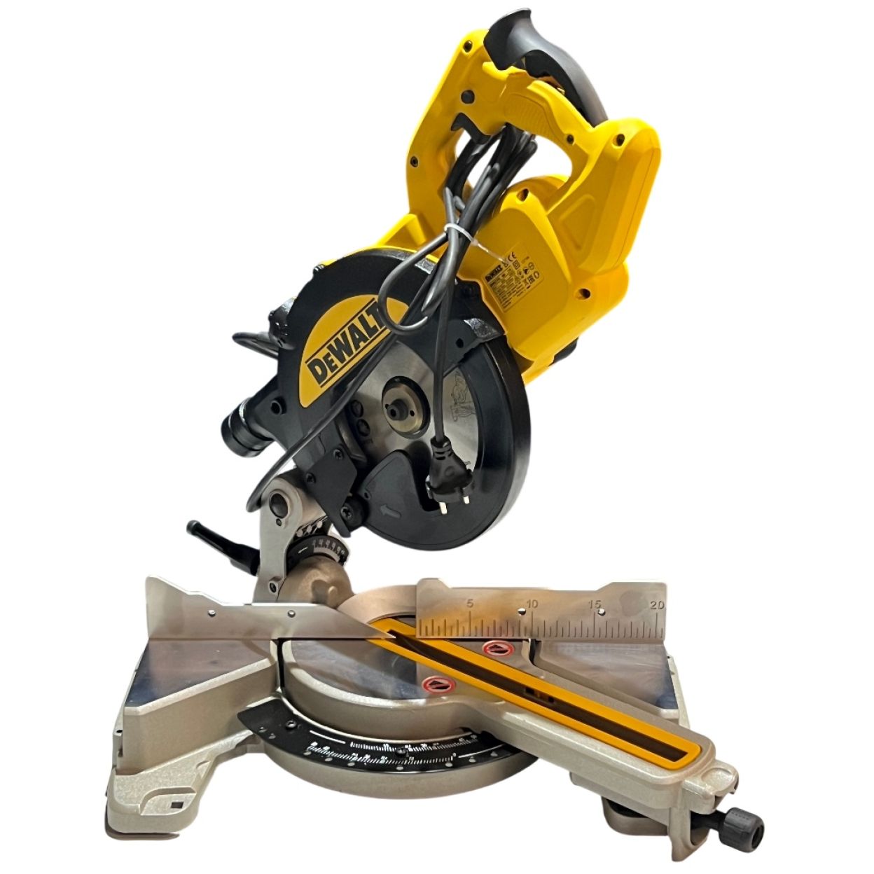 Торцовочная пила DEWALT DWS774, 1400 Вт, 216 мм, 4500 об/мин (DWS774-QS/U), уцененный товар