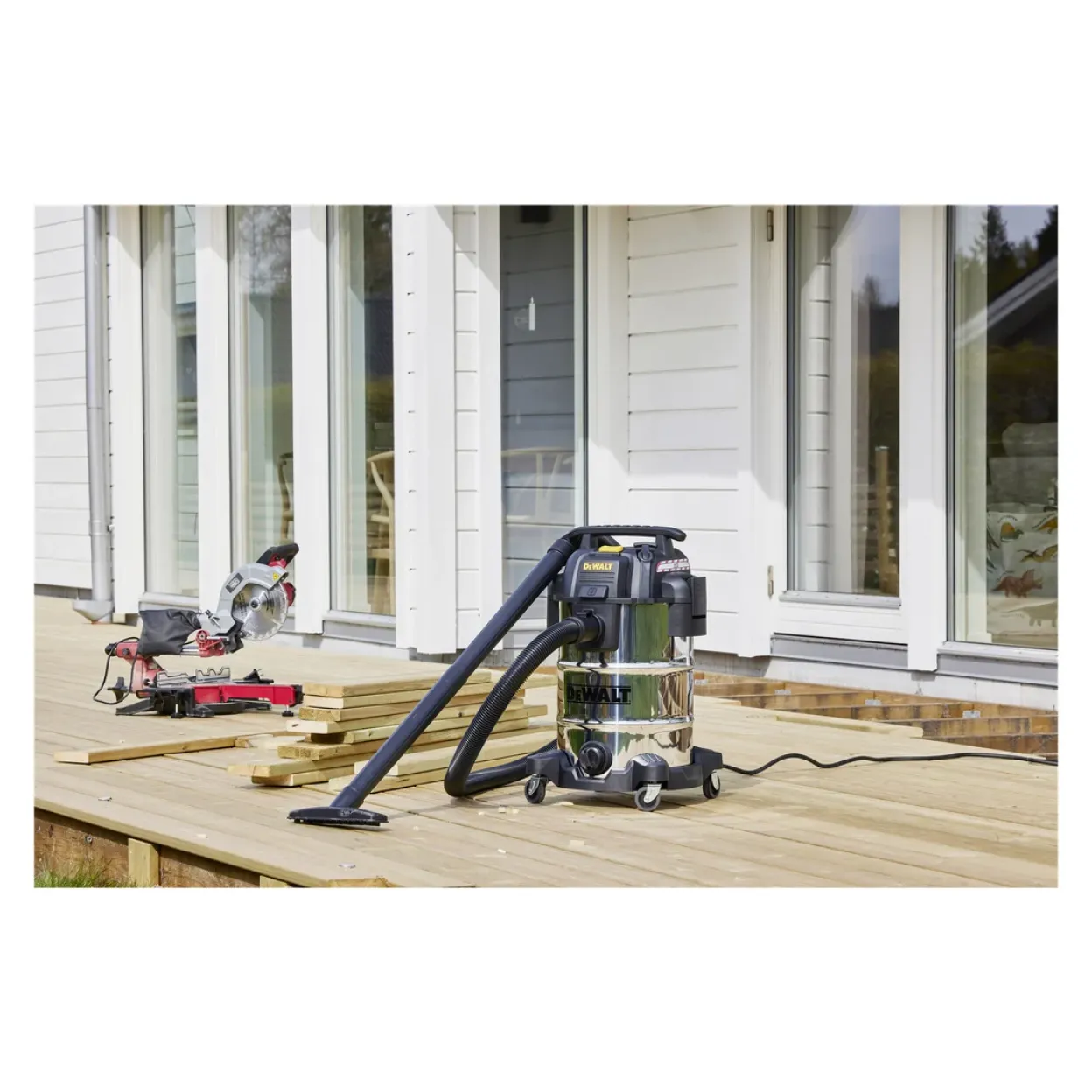 Строительный пылесос DEWALT DXV30SAPTA, 750 Вт, 30 л (DXV30SAPTA-QT)