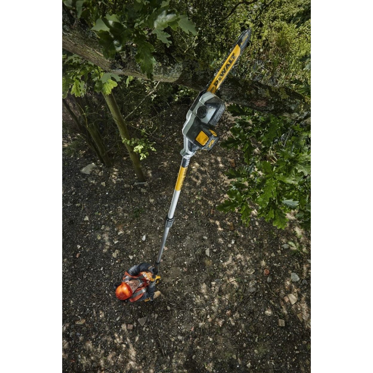 Аккумуляторный сучкорез-высоторез DEWALT DCMPS567P1, 18 В, 20 см, 6.5 м/с, с АКБ 5 Ач и ЗУ (DCMPS567P1-QW)