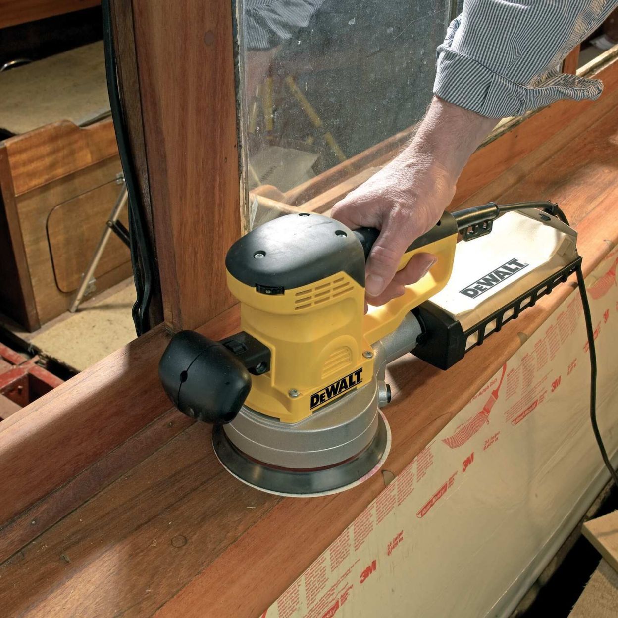 Шлифовальные круги DEWALT DT3131, 150 мм, 6 отверстий, 40G, 25 шт.