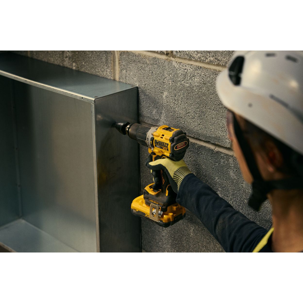 Ударная дрель-шуруповерт DEWALT DCD806NT, 20 В, 2000 об/мин, 34000 уд/мин, без АКБ и ЗУ, в кейсе TSTAK (DCD806NT-A9)