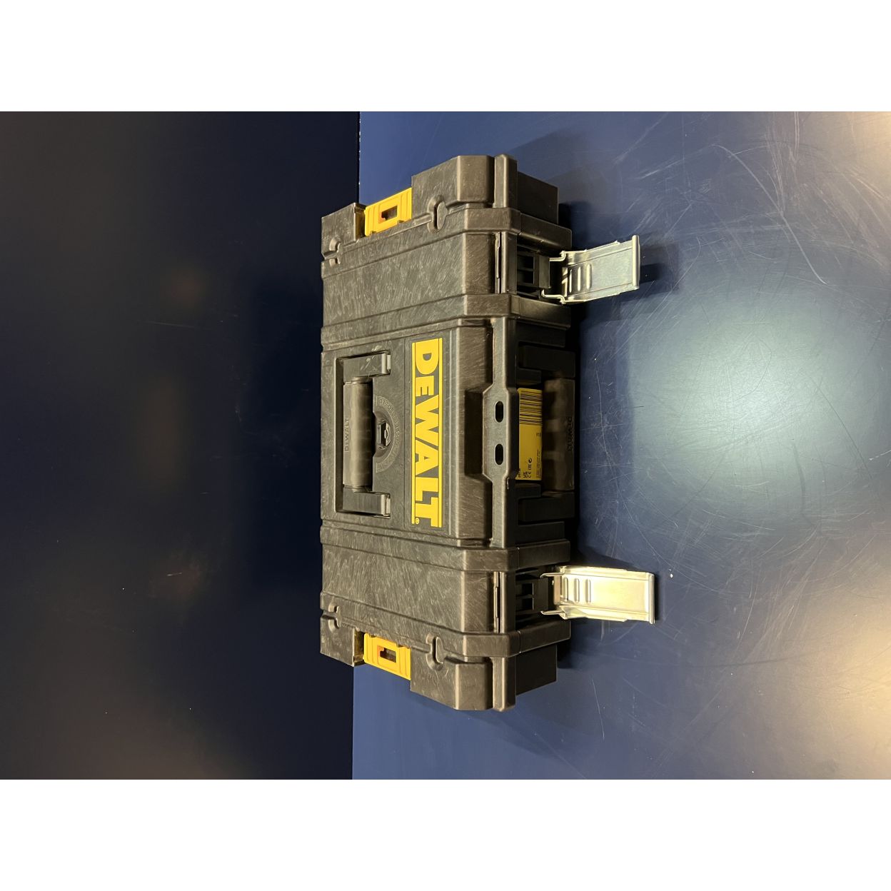 Ящик для инструмента DEWALT TOUGHSYSTEM DS150 (УЦЕНЕННЫЙ ТОВАР) (1-70-321/U)