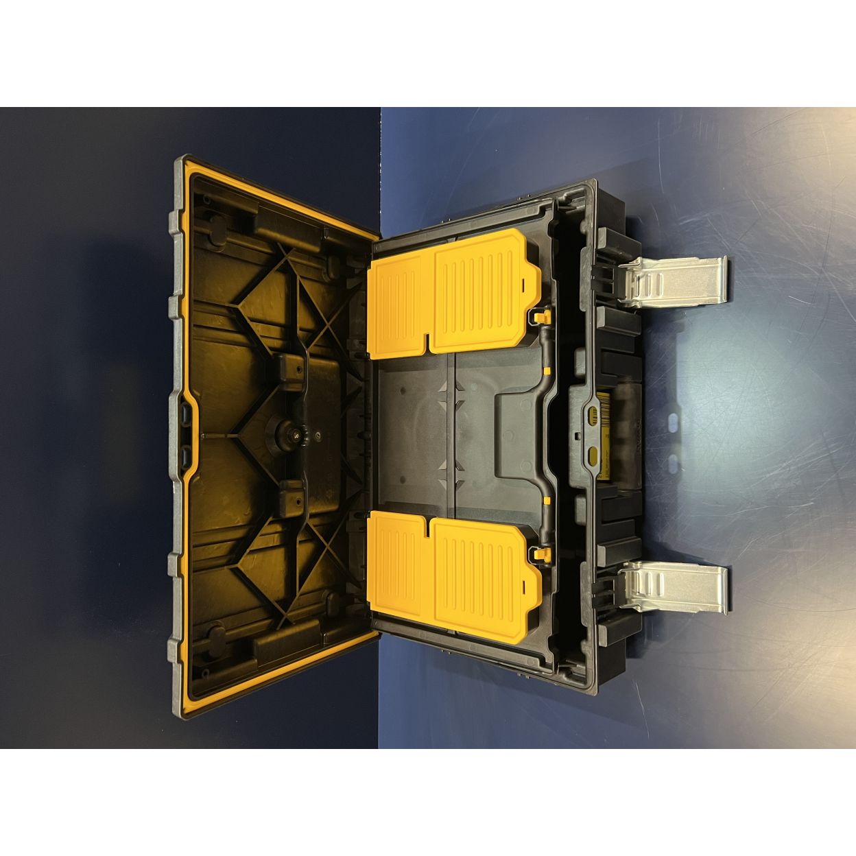 Ящик для инструмента DEWALT TOUGHSYSTEM DS150 (УЦЕНЕННЫЙ ТОВАР) (1-70-321/U)