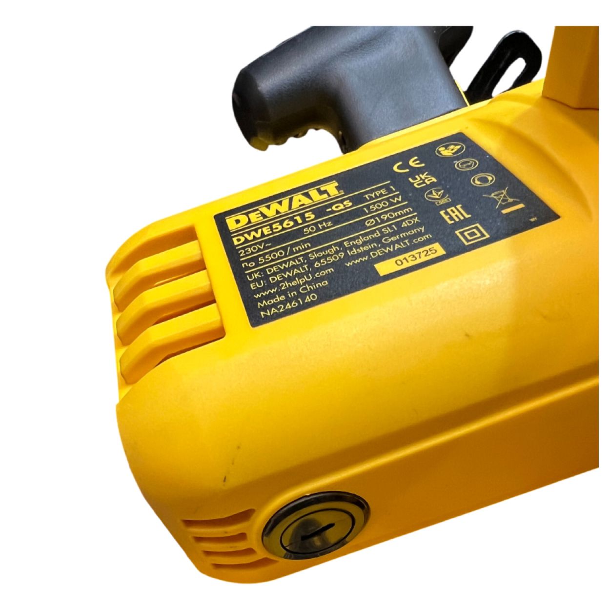 Дисковая пила DEWALT DWE5615, 1500 Вт, 190 мм, 5500 об/мин, (УЦЕНЕННЫЙ ТОВАР) (DWE5615-QS/U)