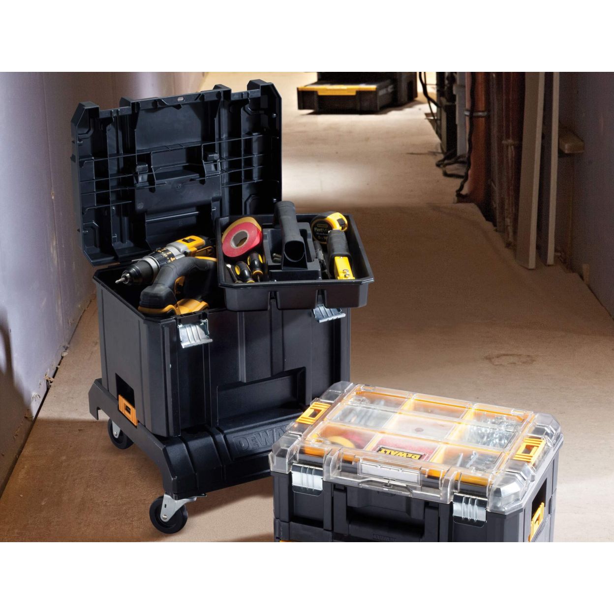 База с колесами DEWALT DWST1-71229, для модульной системы хранения TSTAK, до 100 кг