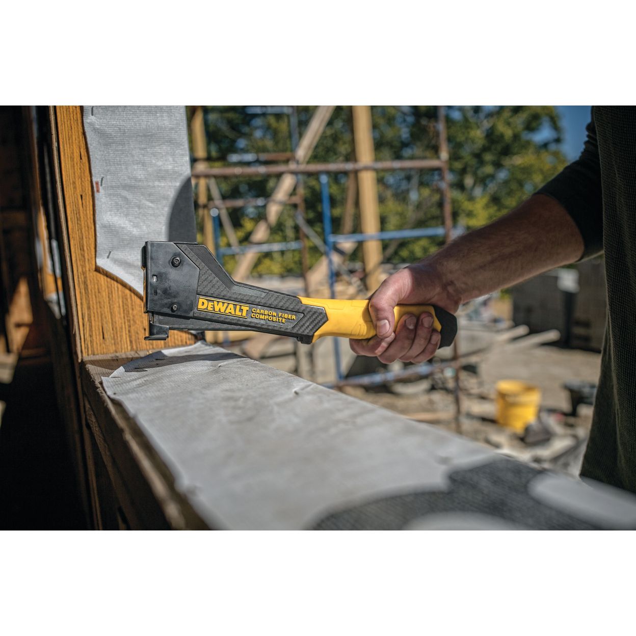 Ударный степлер DEWALT DWHT75900-0, с карбоновым корпусом, для скоб