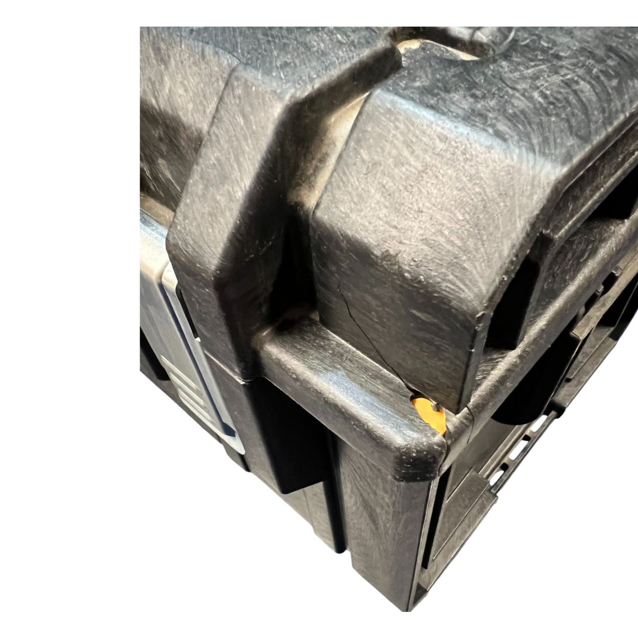 Ящик для инструмента DEWALT TOUGHSYSTEM DS300 (УЦЕНЕННЫЙ ТОВАР) (1-70-322/U)