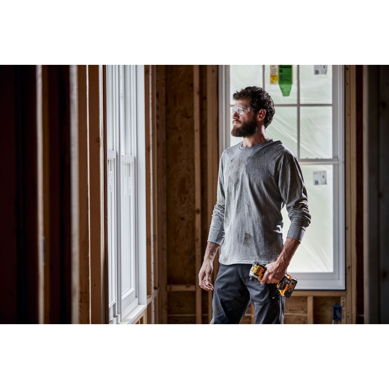 Аккумуляторный шуруповерт DEWALT DCF850NT, 18 В, 206 Нм, 3800 уд/мин, без АКБ и ЗУ, в кейсе TSTAK (DCF850NT-XJ)