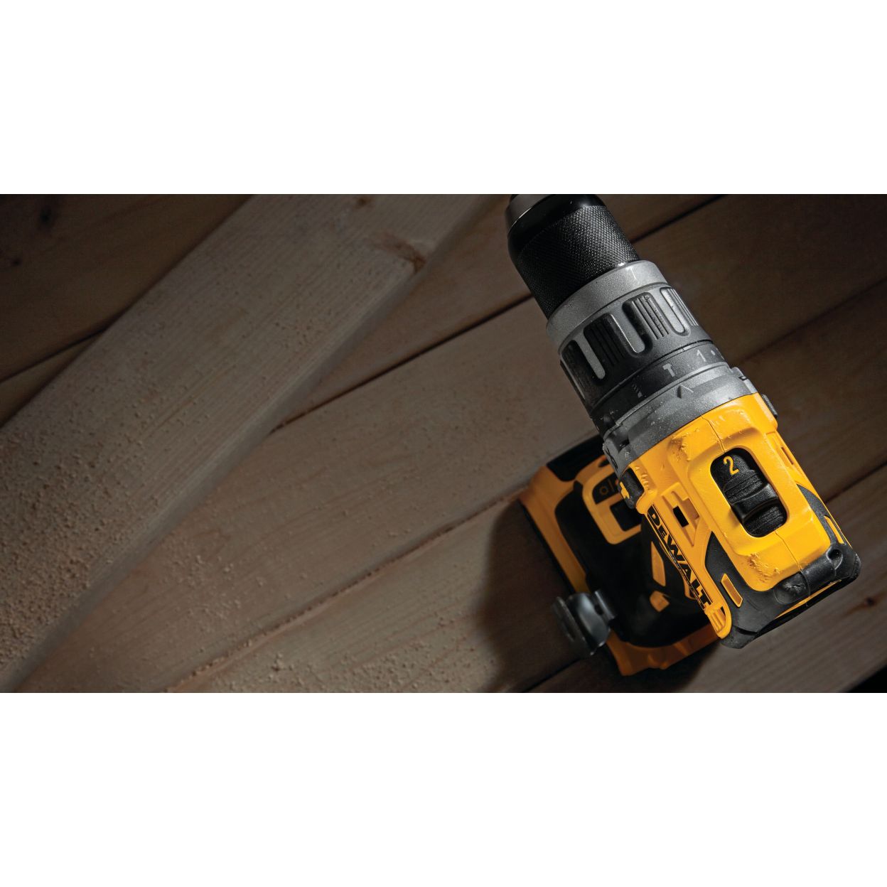 Ударная дрель-шуруповерт DEWALT DCD796N, 18 В, 2000 об/мин, 34000 уд/мин, без АКБ и ЗУ (DCD796N-XJ)