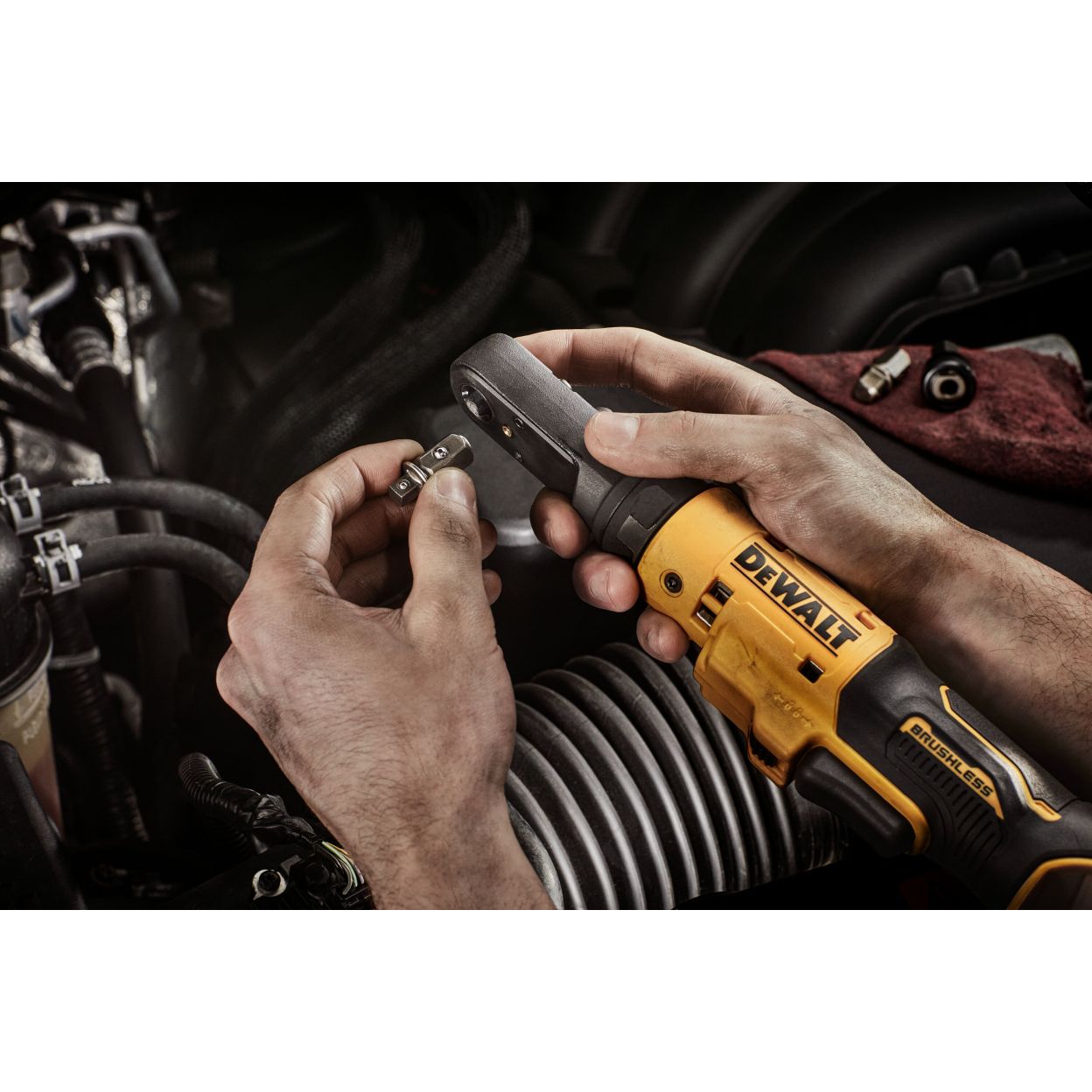 Аккумуляторный угловой гайковерт DEWALT DCF500N, с трещоткой, 12 В, 67 Нм, 450 об/мин, без АКБ и ЗУ (DCF500N-XJ)