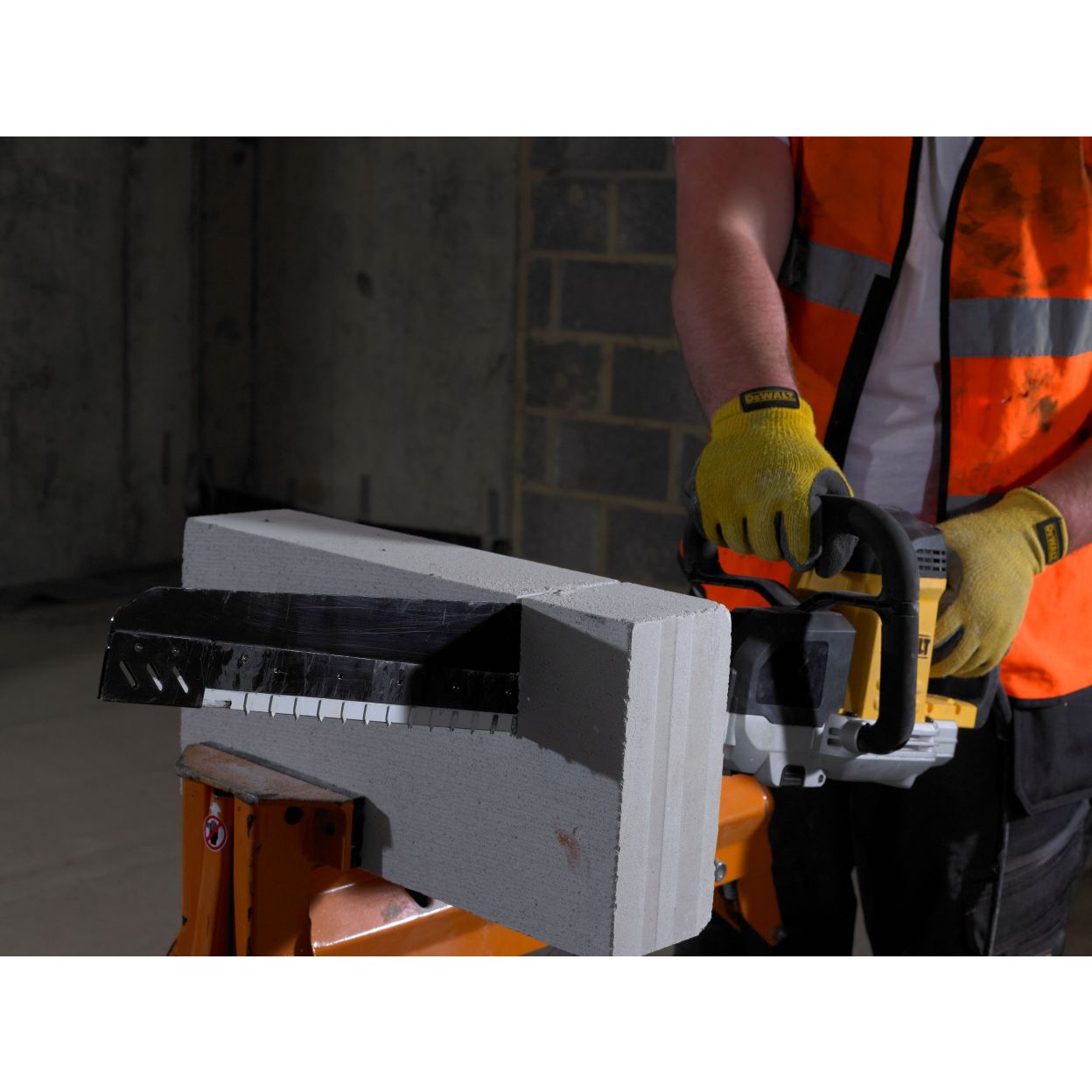 Полотно DEWALT DT2975, по белому газобетону/гипсу для пилы Alligator DW397/DW398/DW399 (DT2975-QZ)