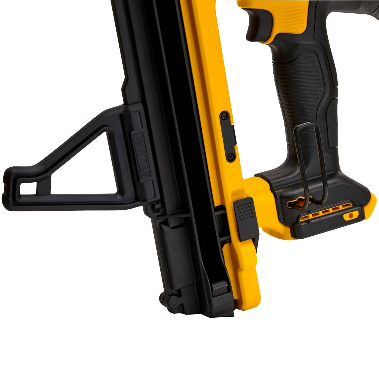 Аккумуляторный гвоздезабивной пистолет DEWALT DGN845D1, 18 В, 100 Дж, с АКБ 2 Ач и ЗУ, в кейсе (DGN845D1-QW)