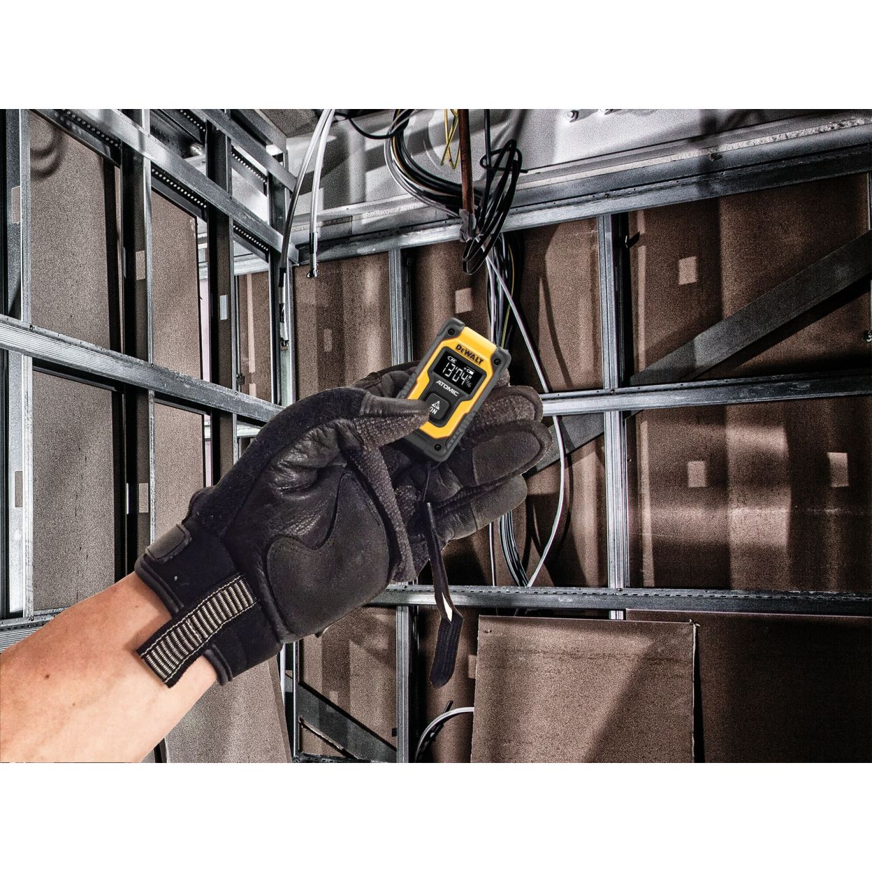 Аккумуляторный лазерный дальномер DEWALT, карманный, 3.6 В, 16 м, со встроенной АКБ, DW055PL