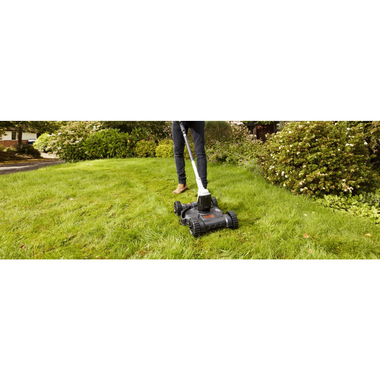 Триммер STC1820EPC + колесная база CM100, BLACK+DECKER, 18В, 2Ач, 28см