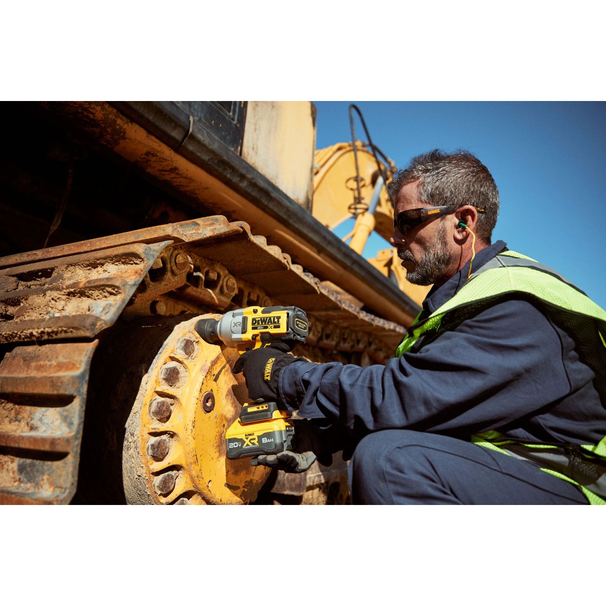 Аккумуляторный гайковерт DEWALT DCF964B, 20 В, 2576 Нм, 2015 уд/мин, без АКБ и ЗУ (DCF964B-XJ)