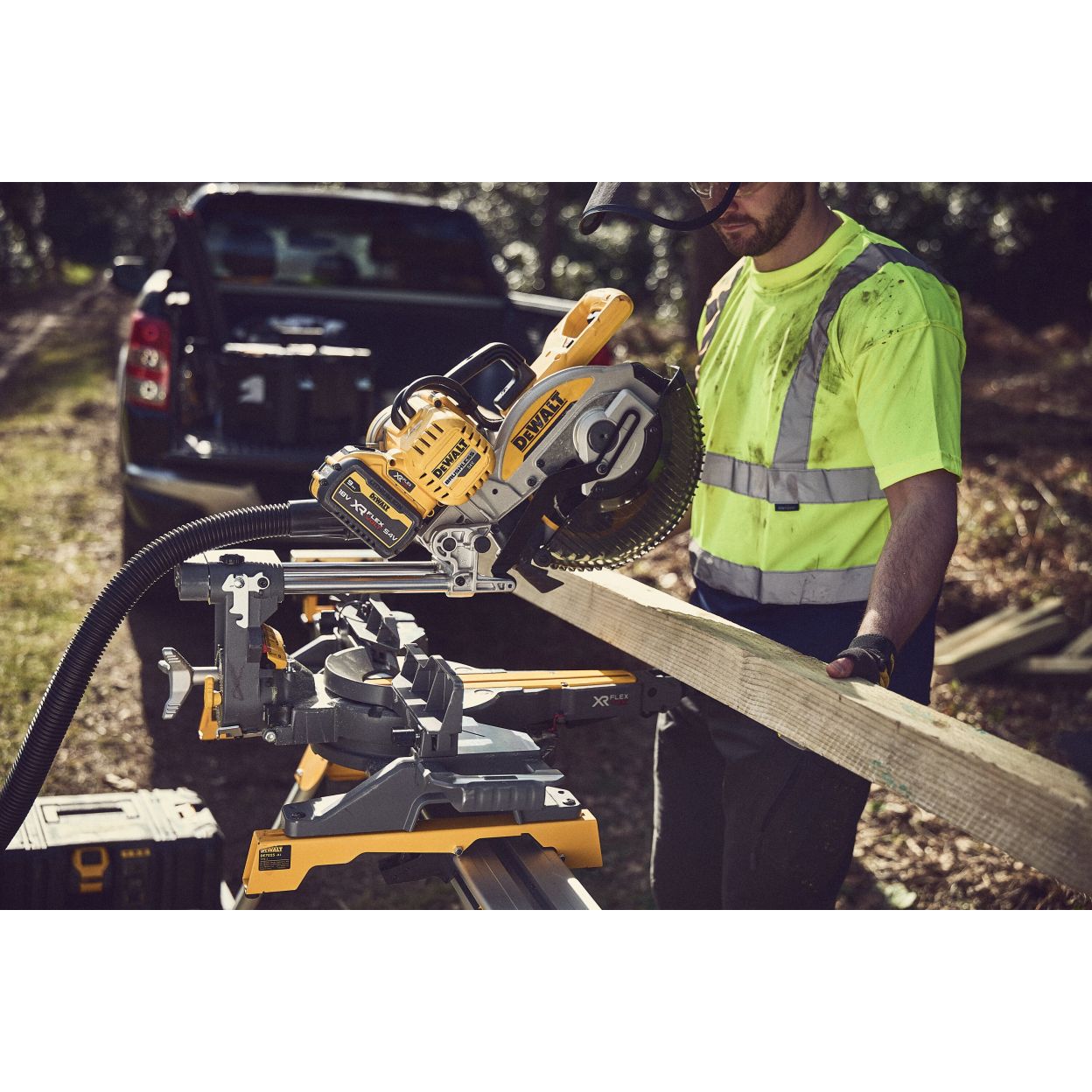 Аккумуляторная торцовочная пила DEWALT DCS727N, 54 В, 250 мм, 4300 об/мин, без АКБ и ЗУ (DCS727N-XJ)