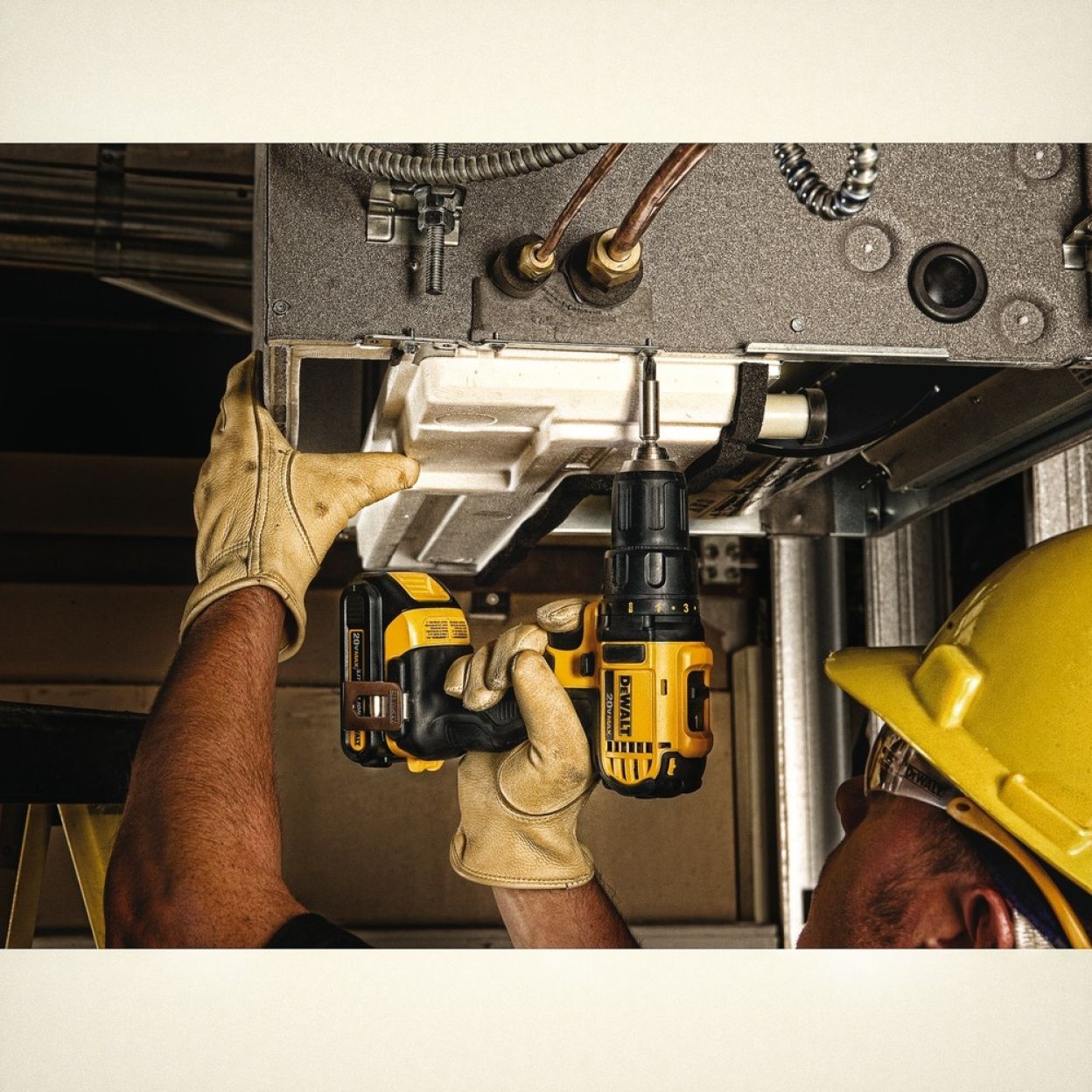 Аккумуляторная безударная дрель-шуруповерт DEWALT DCD780C2, 18 В, XR