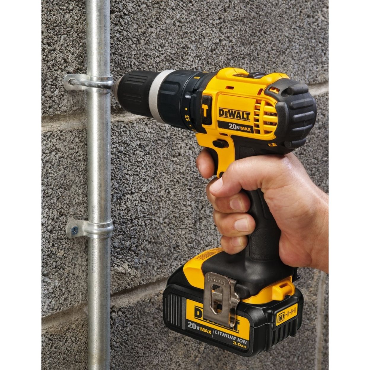 Аккумуляторная ударная дрель-шуруповерт DEWALT DCD785C2, 18 В, XR