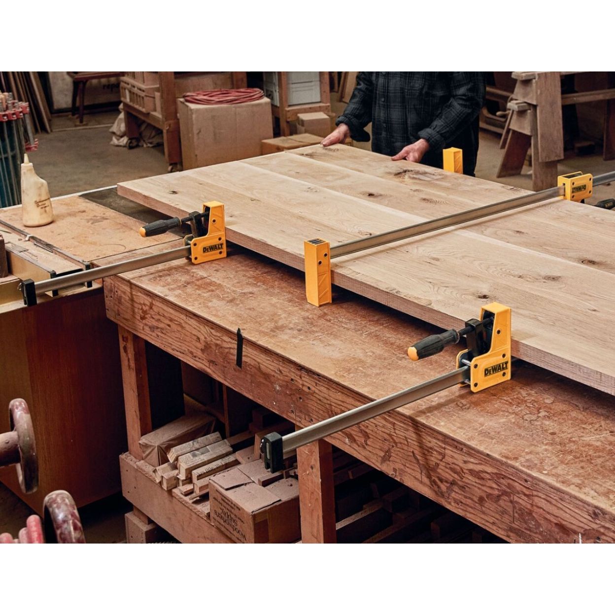 Параллельная струбцина DEWALT DWHT83831-1, 600 мм, 675 кг